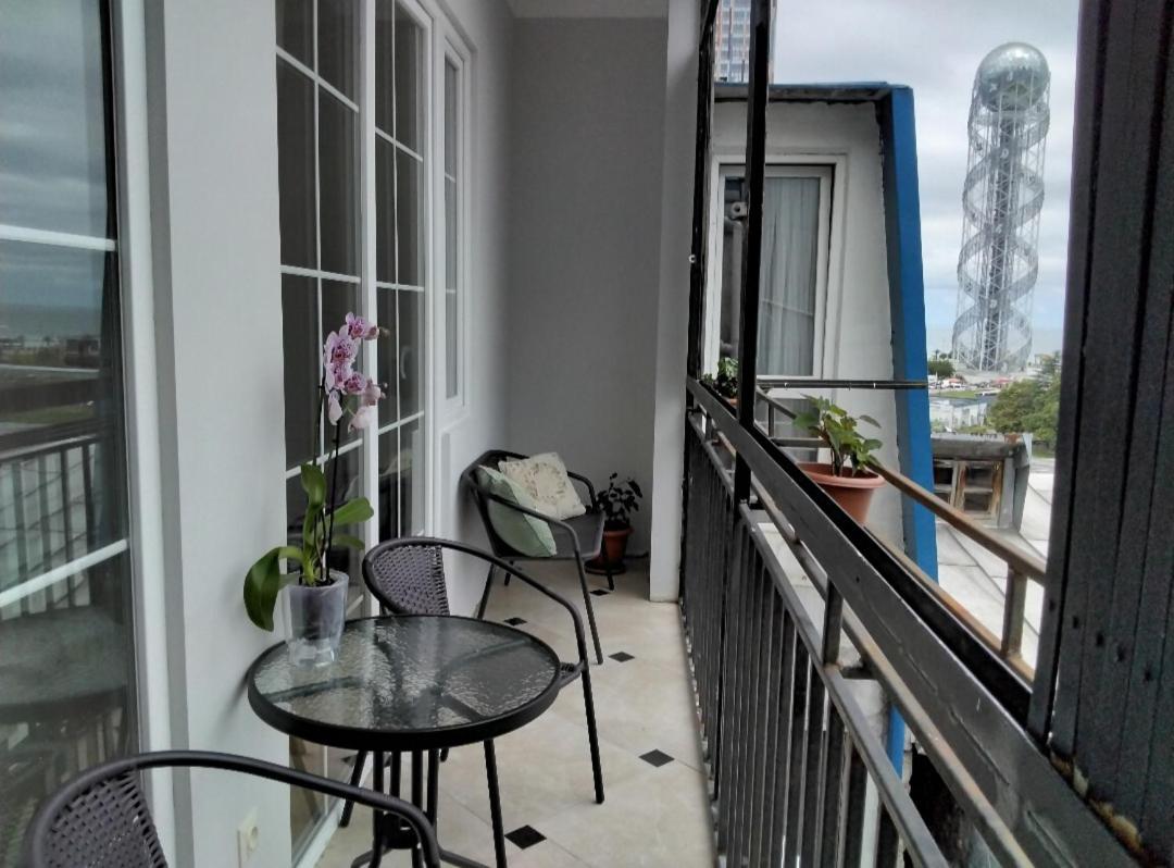 Old Batumi Mare Apartment Exterior photo